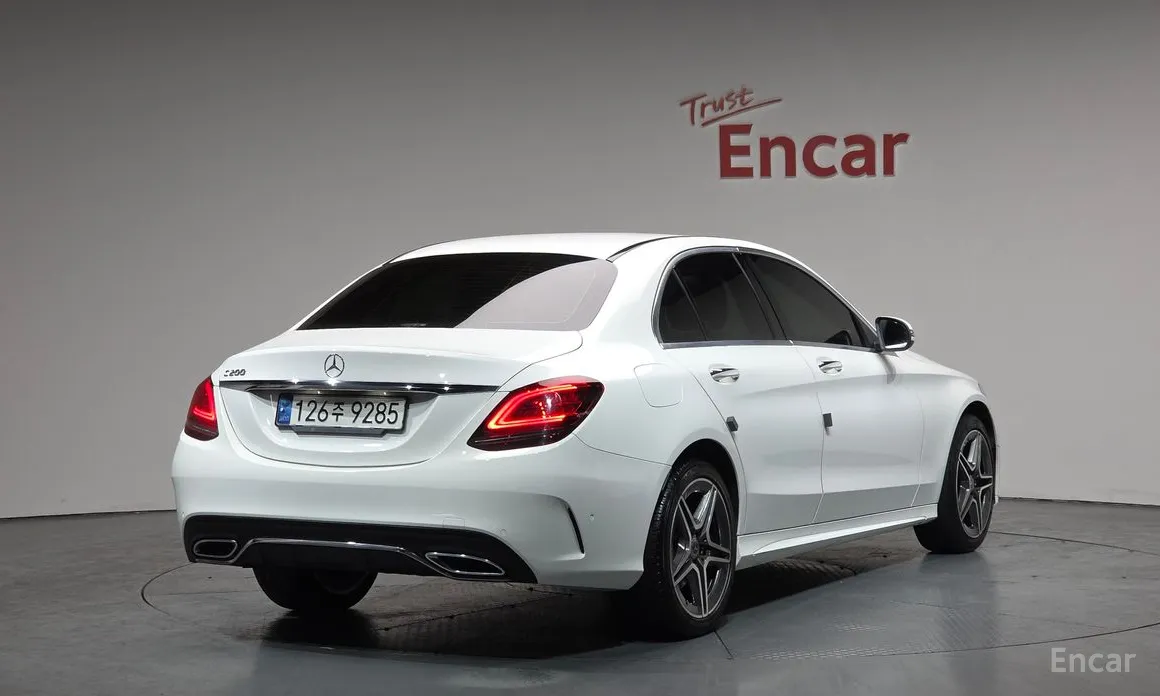 Фото 2 - Mercedes-Benz C-Class