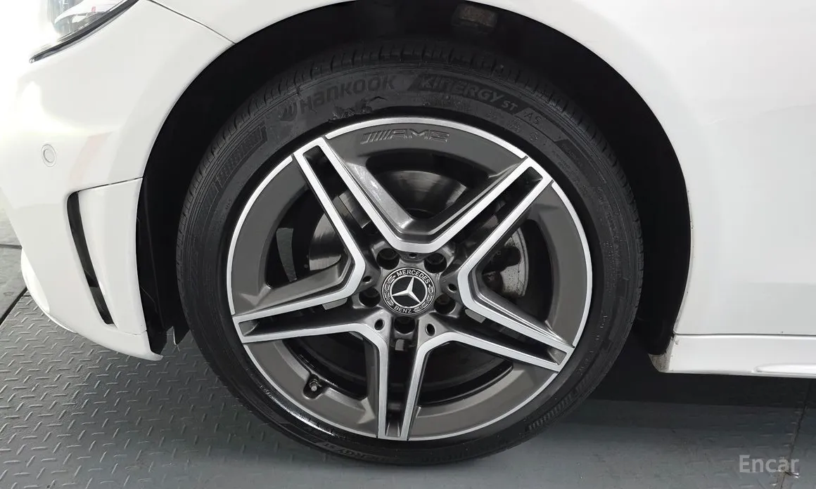 Фото 5 - Mercedes-Benz C-Class