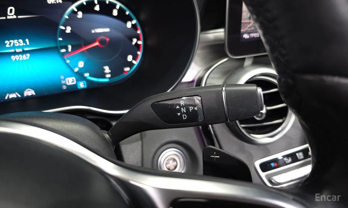 Фото 9 - Mercedes-Benz C-Class