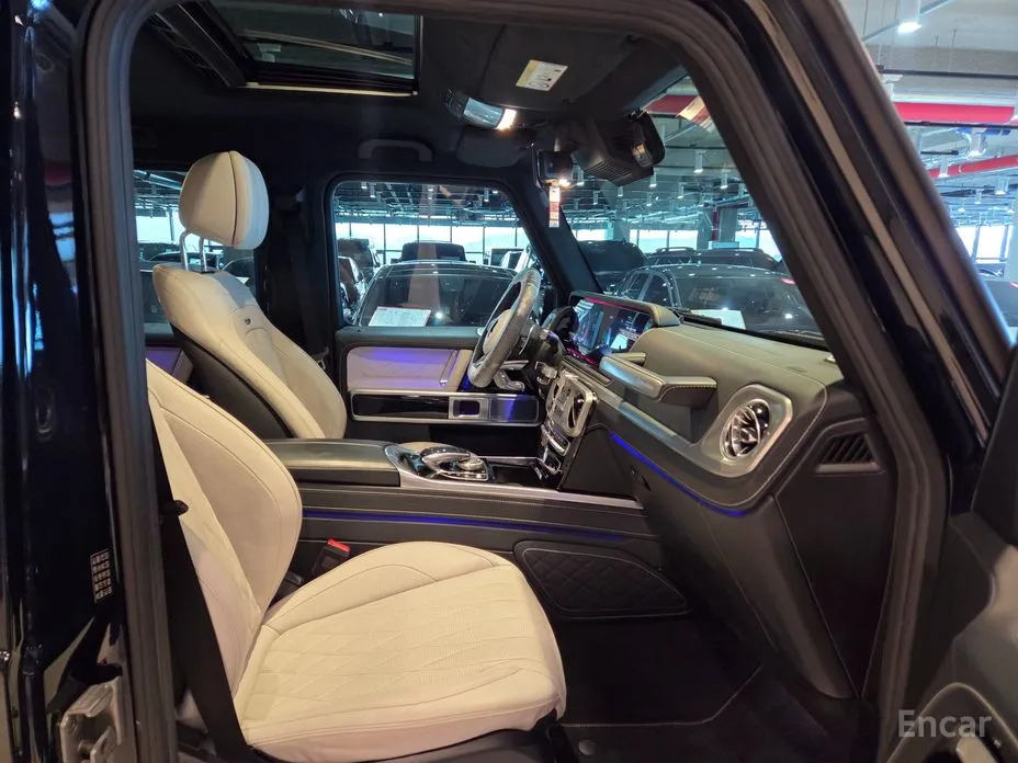 Фото 12 - Mercedes-Benz G-Class