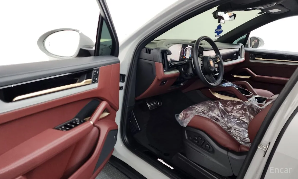 Фото 10 - Porsche Cayenne