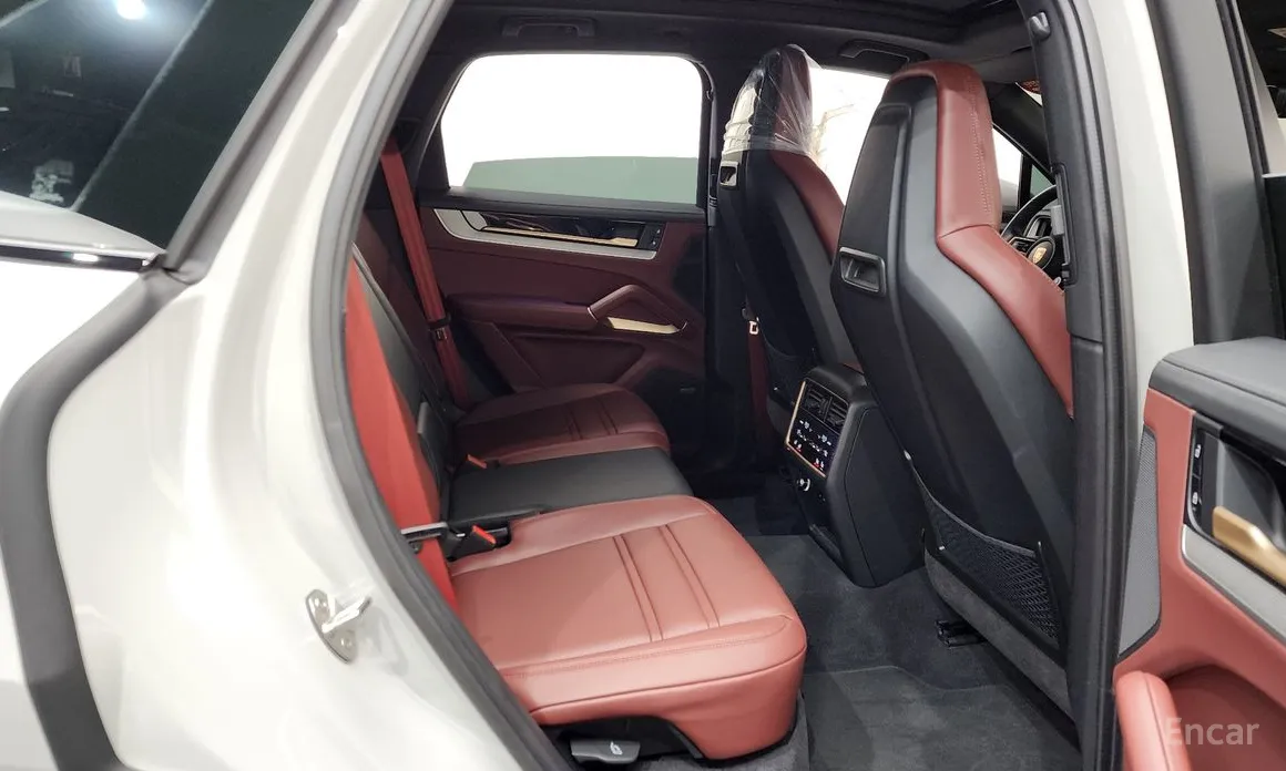 Фото 12 - Porsche Cayenne