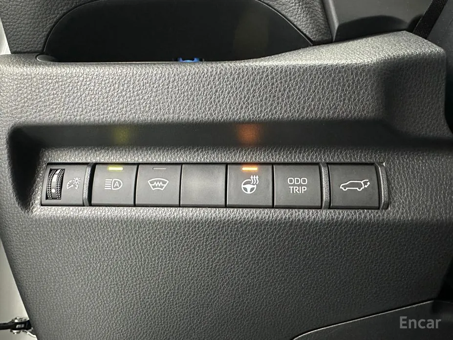 Фото 14 - Toyota RAV4