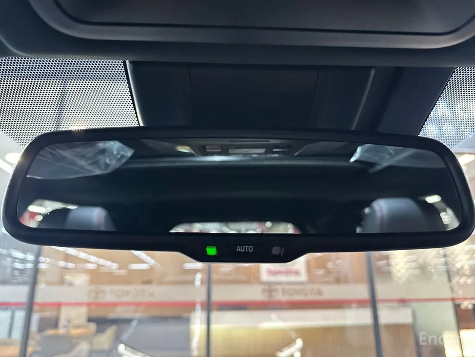 Фото 15 - Toyota RAV4