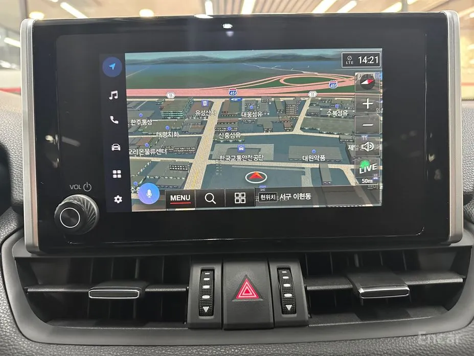 Фото 16 - Toyota RAV4