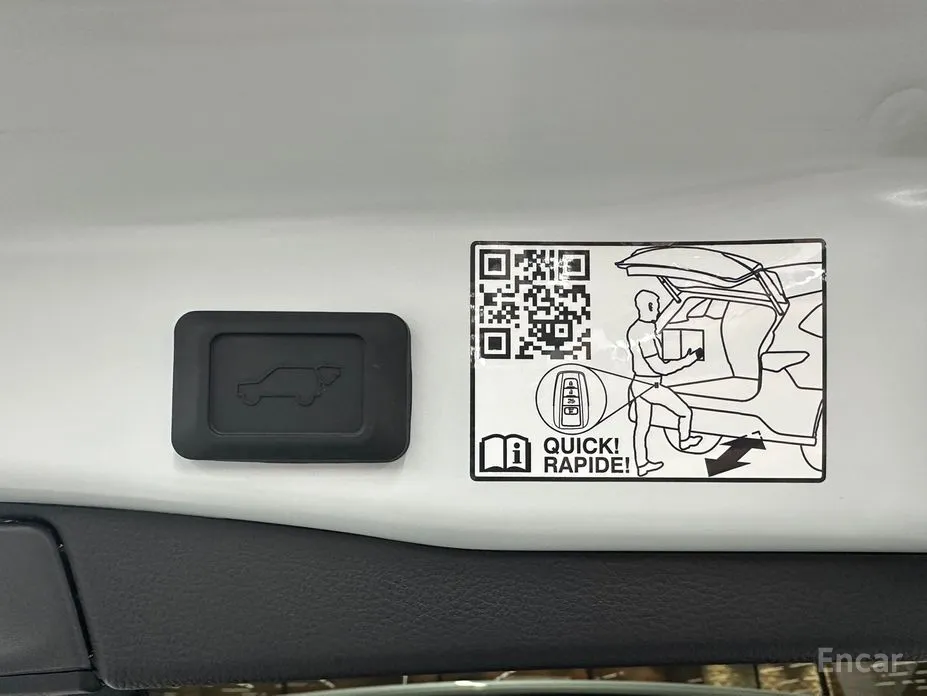 Фото 19 - Toyota RAV4