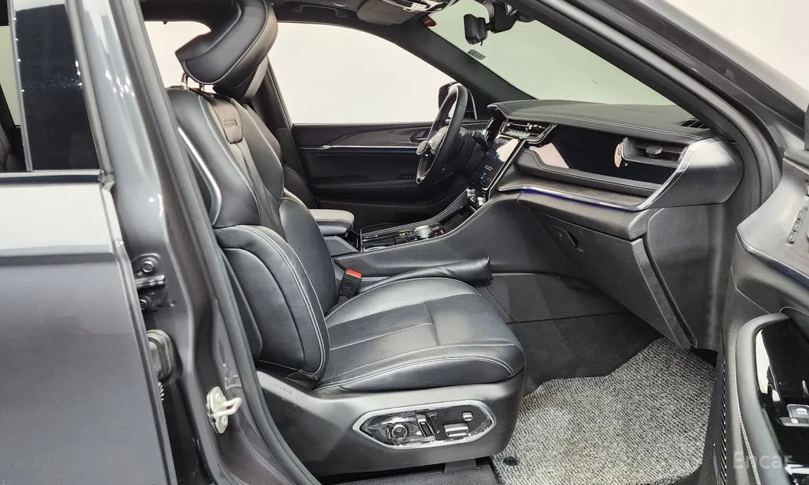 Фото 11 - Jeep Cherokee