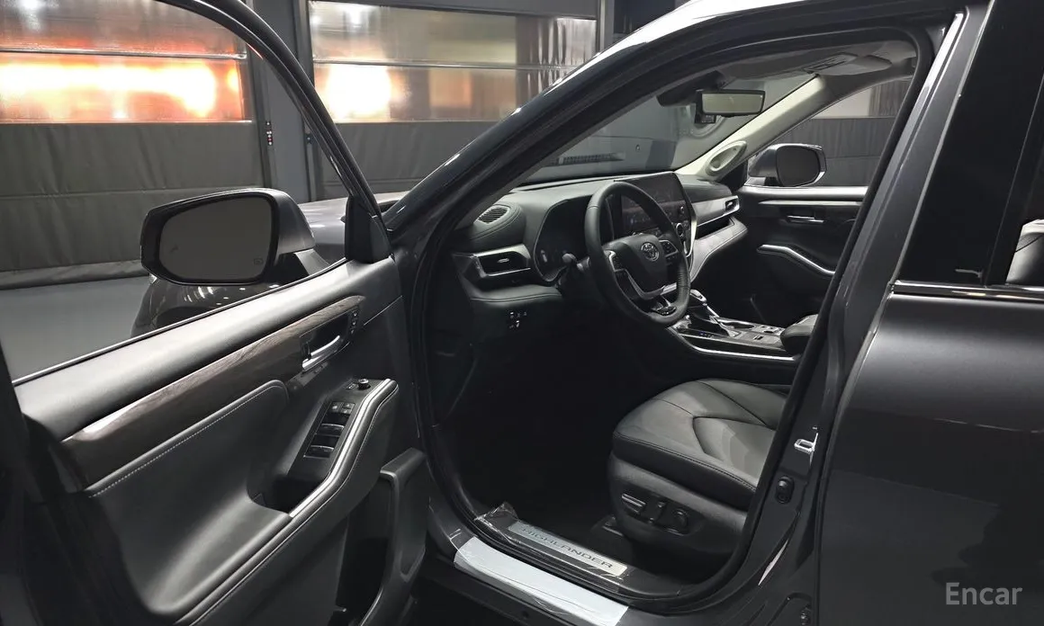 Фото 10 - Toyota Highlander