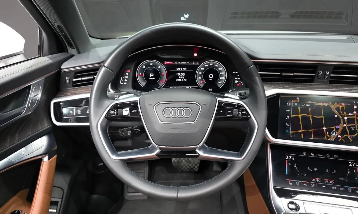 Фото 13 - Audi A6