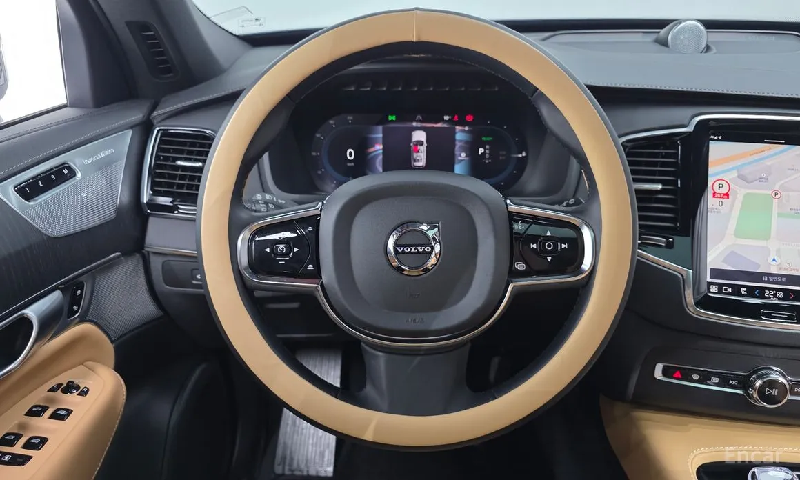 Photo 13 - Volvo XC90