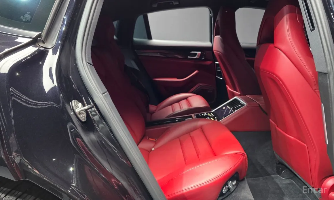 Фото 12 - Porsche Panamera