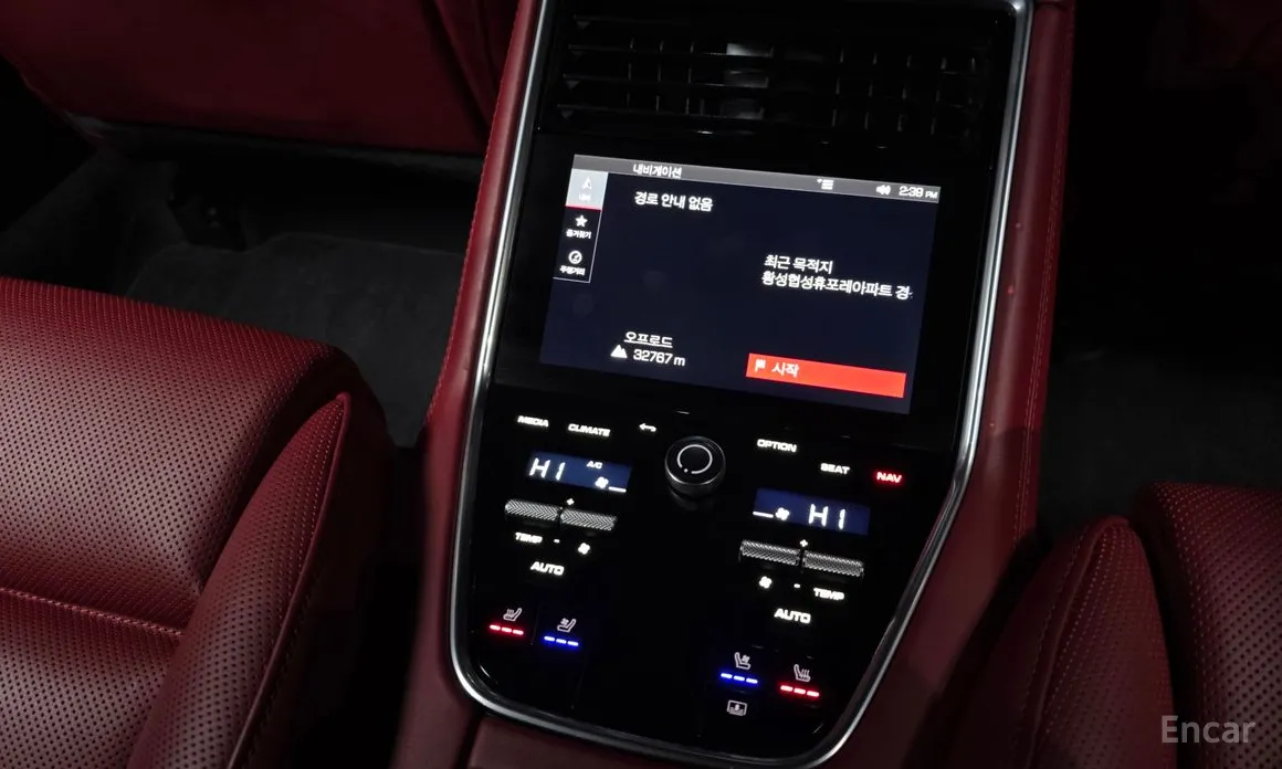 Фото 19 - Porsche Panamera