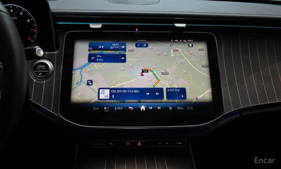 Фото 16 - Mercedes-Benz E-Class