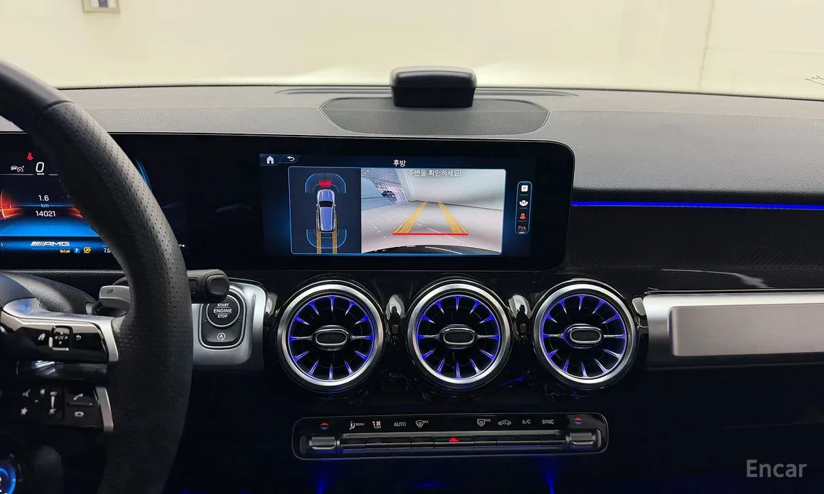 Mercedes-Benz GLB-Class 2020 AMG GLB35 4MATIC