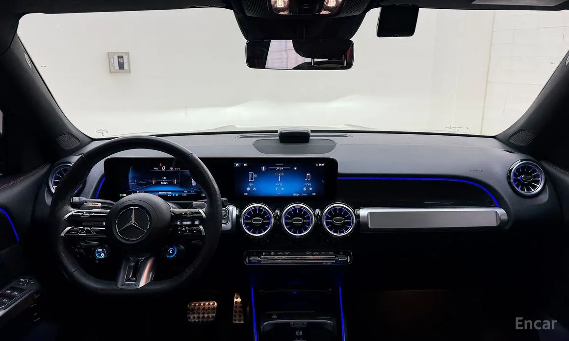 Mercedes-Benz GLB-Class 2020 AMG GLB35 4MATIC