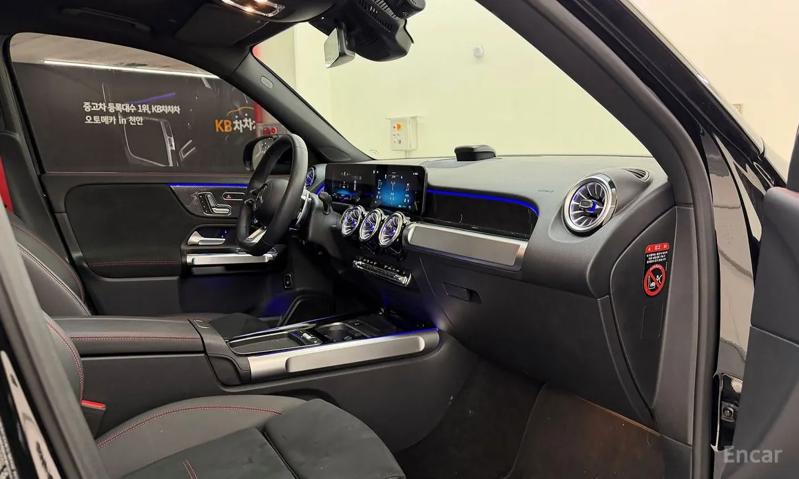 Mercedes-Benz GLB-Class 2020 AMG GLB35 4MATIC