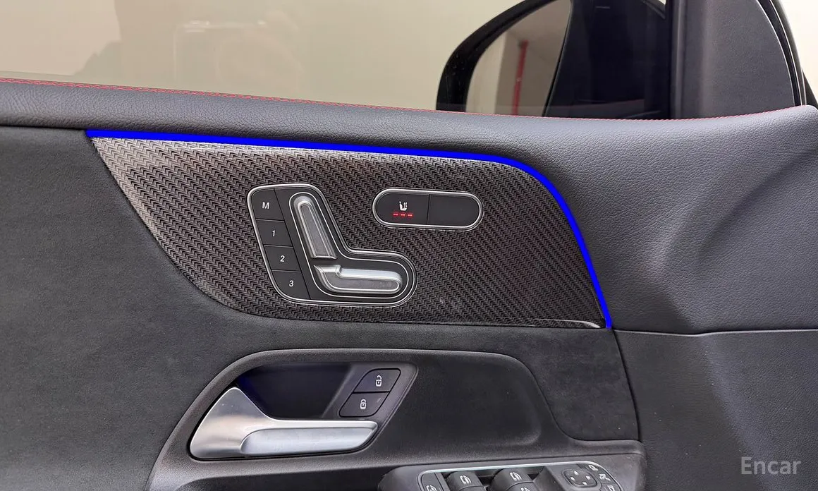 Mercedes-Benz GLB-Class 2020 AMG GLB35 4MATIC