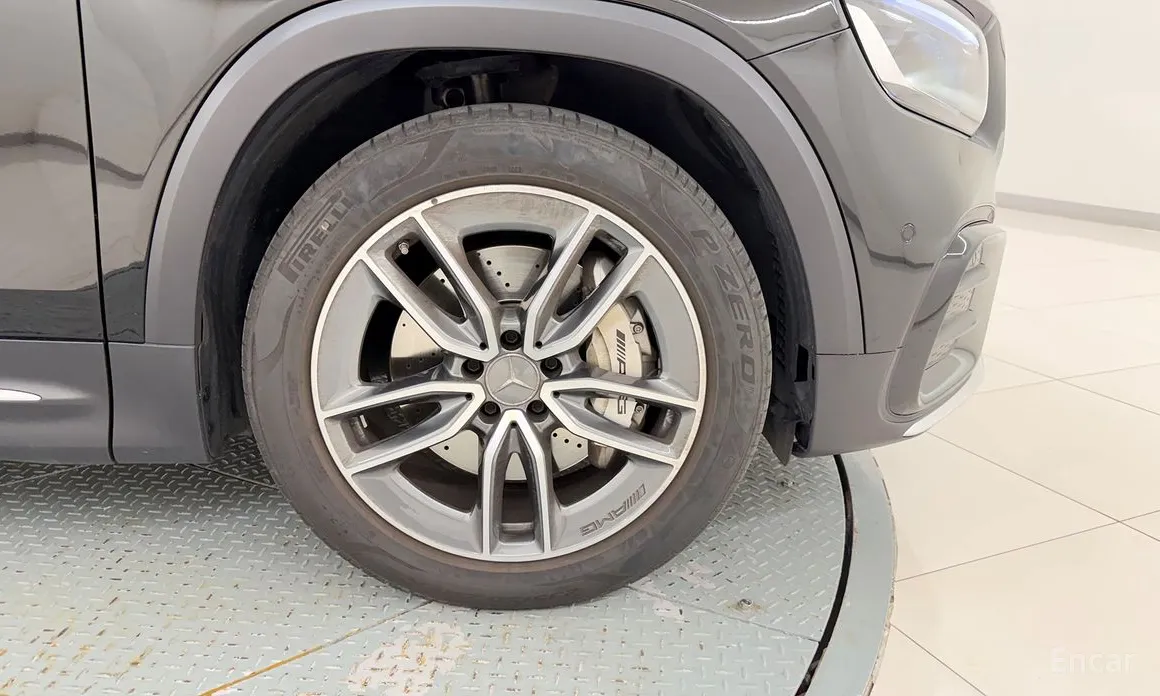 Mercedes-Benz GLB-Class 2020 AMG GLB35 4MATIC