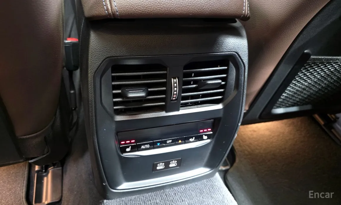 Фото 18 - BMW i4