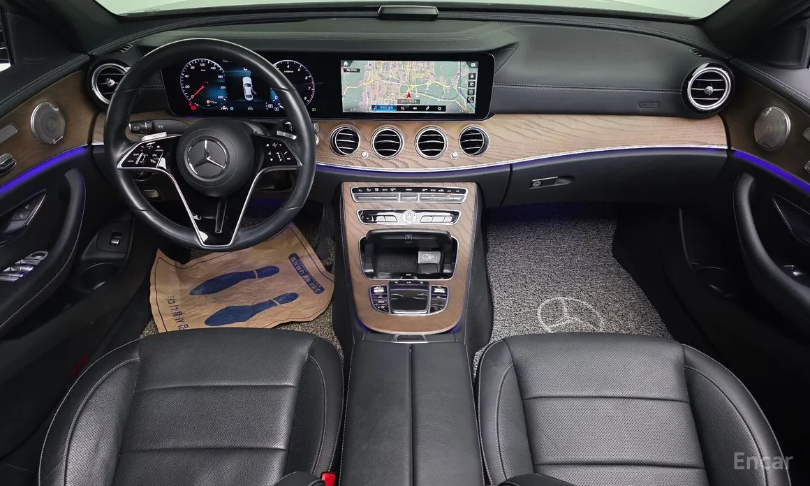 Фото 7 - Mercedes-Benz E-Class