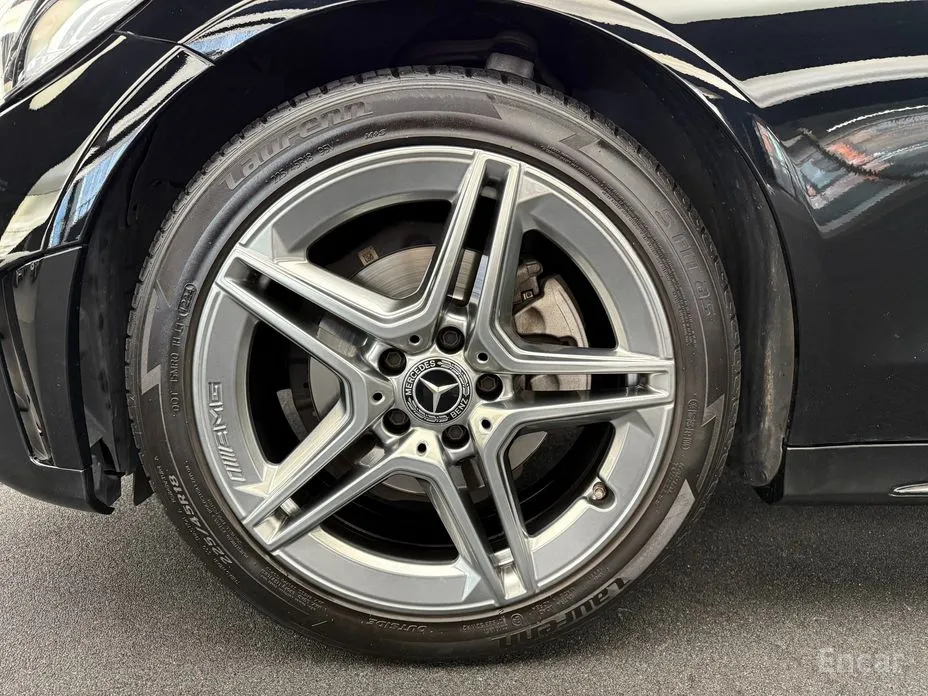 Фото 5 - Mercedes-Benz C-Class