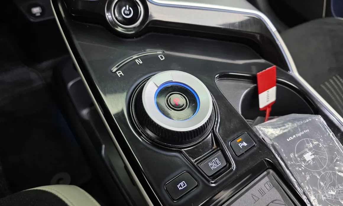 Фото 9 - Kia EV6