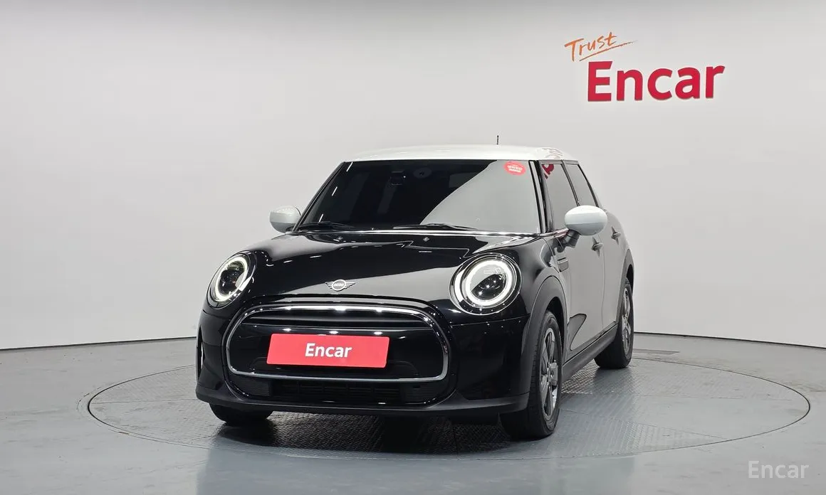 Фото 3 - Mini Cooper