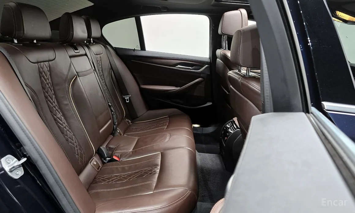 Фото 12 - BMW 5 Series