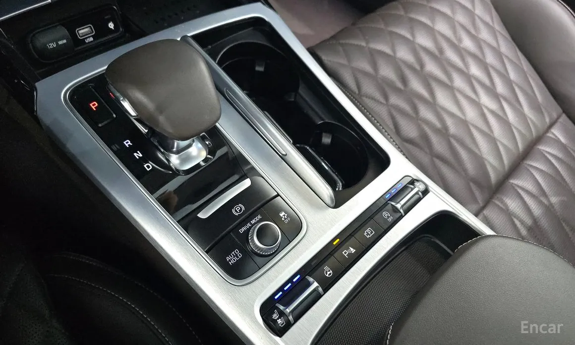 Фото 9 - Kia Stinger