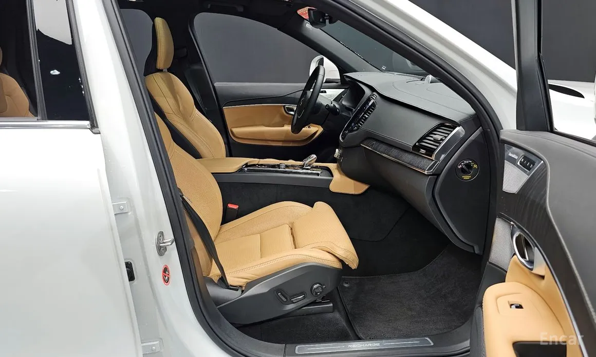 Photo 11 - Volvo XC90