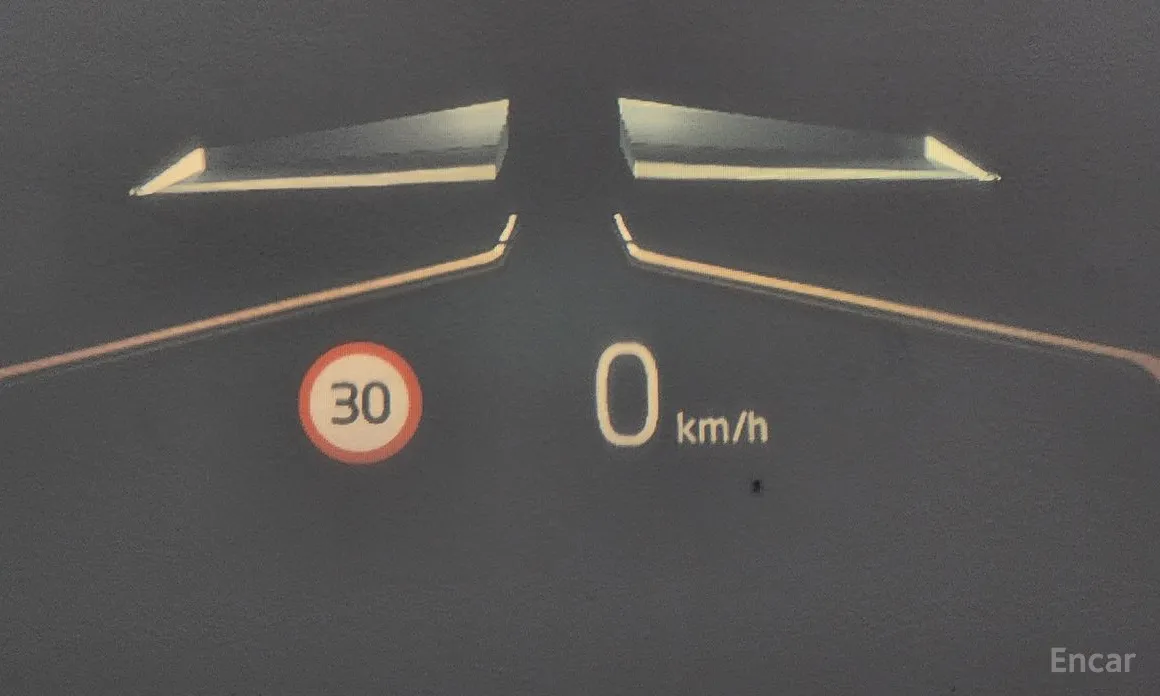 Фото 17 - BMW i4