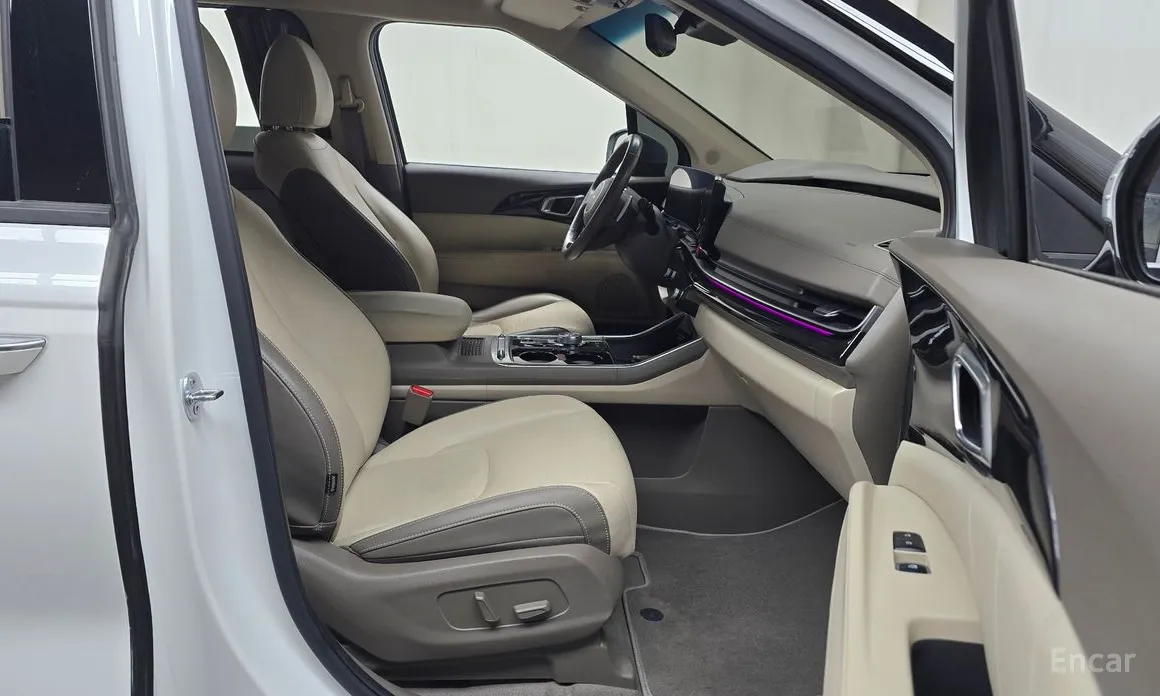 Фото 11 - Kia Carnival