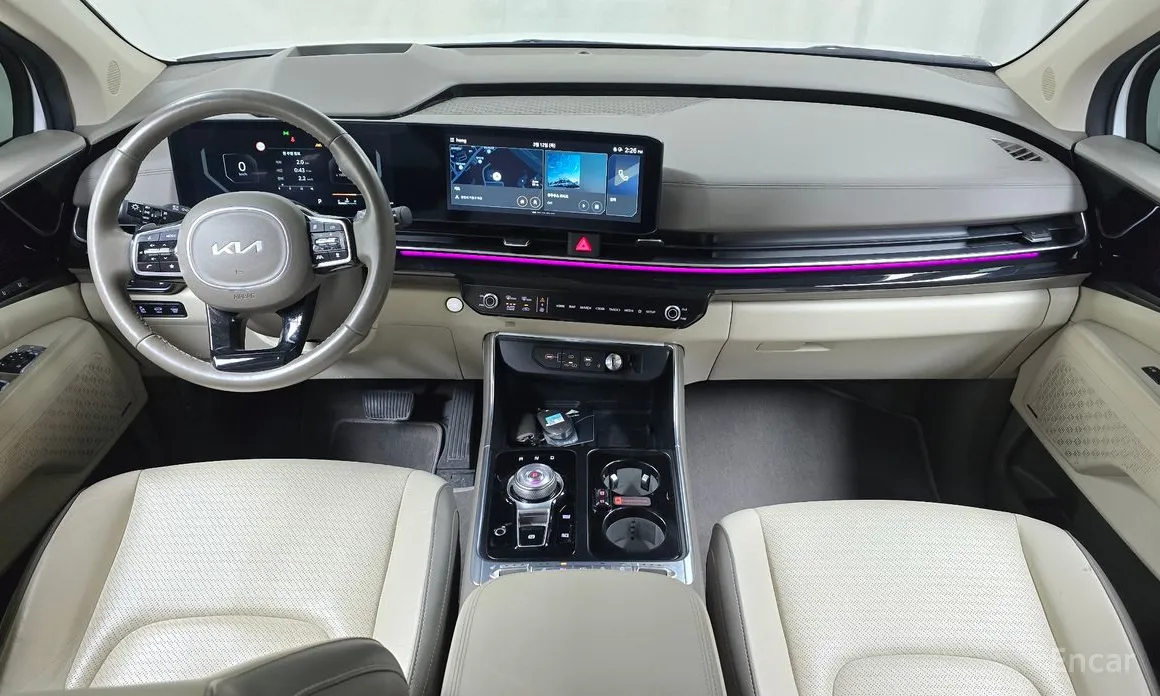 Фото 7 - Kia Carnival