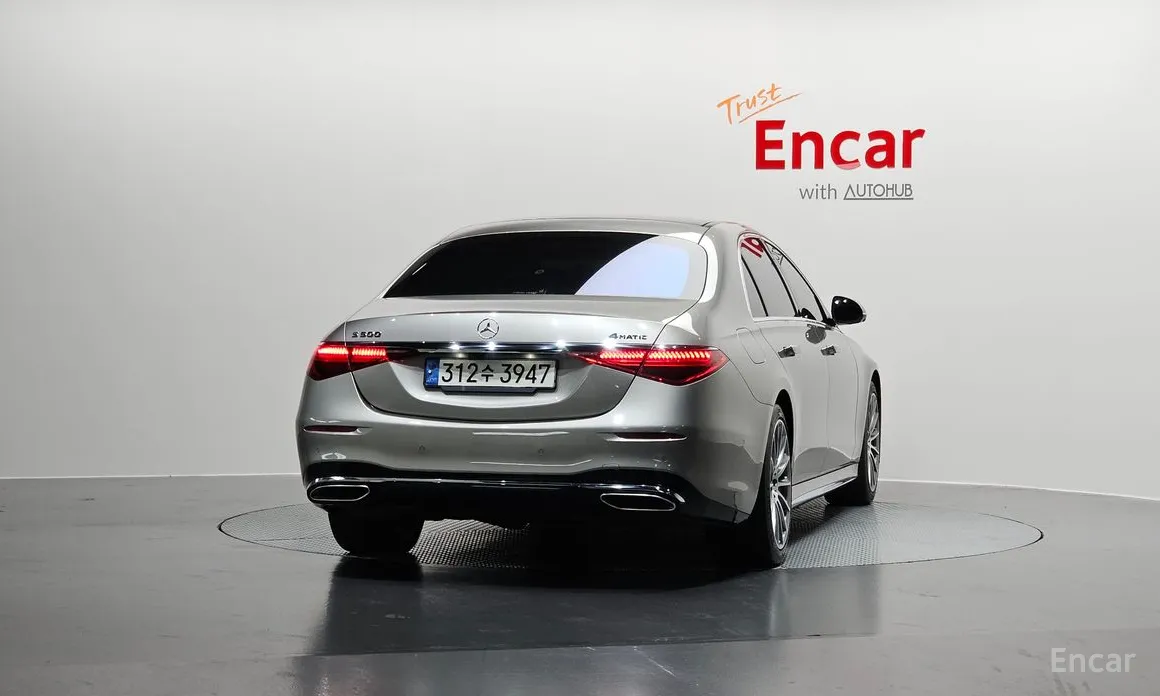 Фото 4 - Mercedes-Benz S-Class