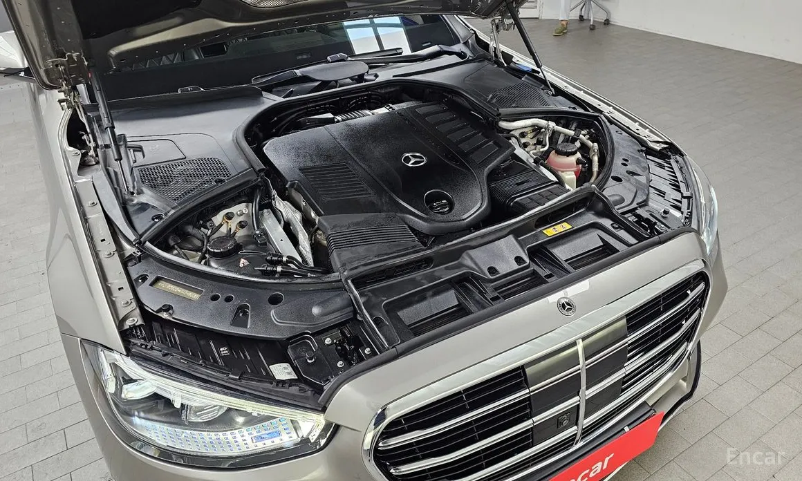 Фото 6 - Mercedes-Benz S-Class