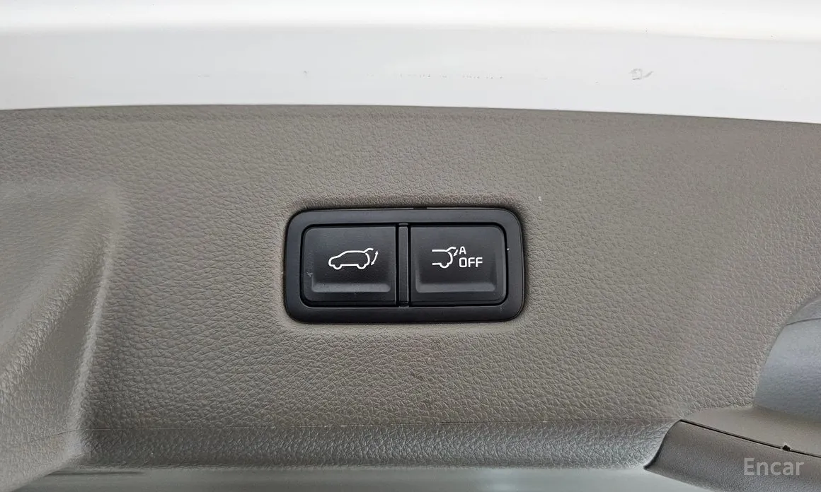 Фото 18 - Kia Carnival