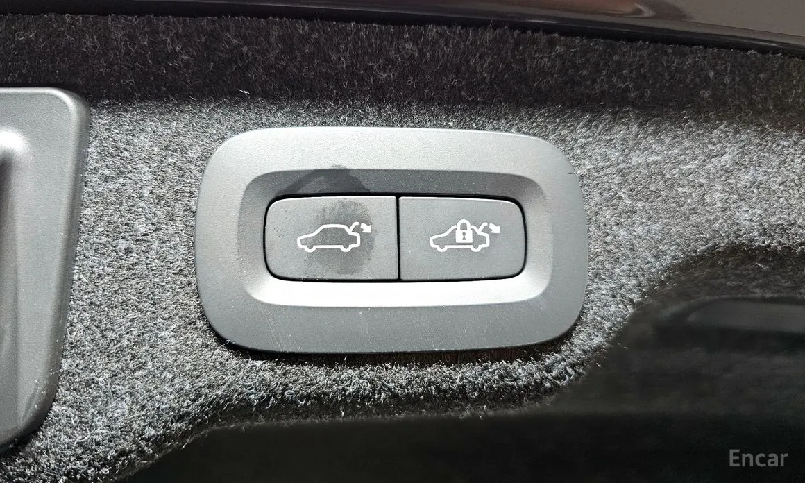 Фото 18 - Volvo S90