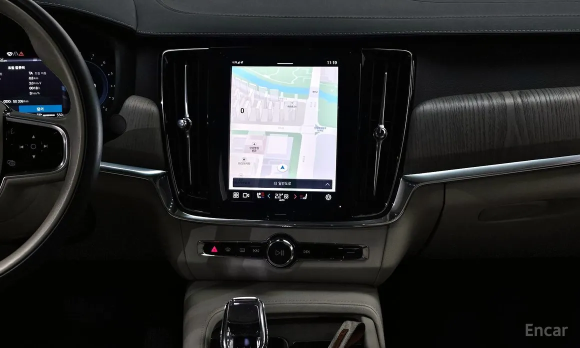 Фото 19 - Volvo S90