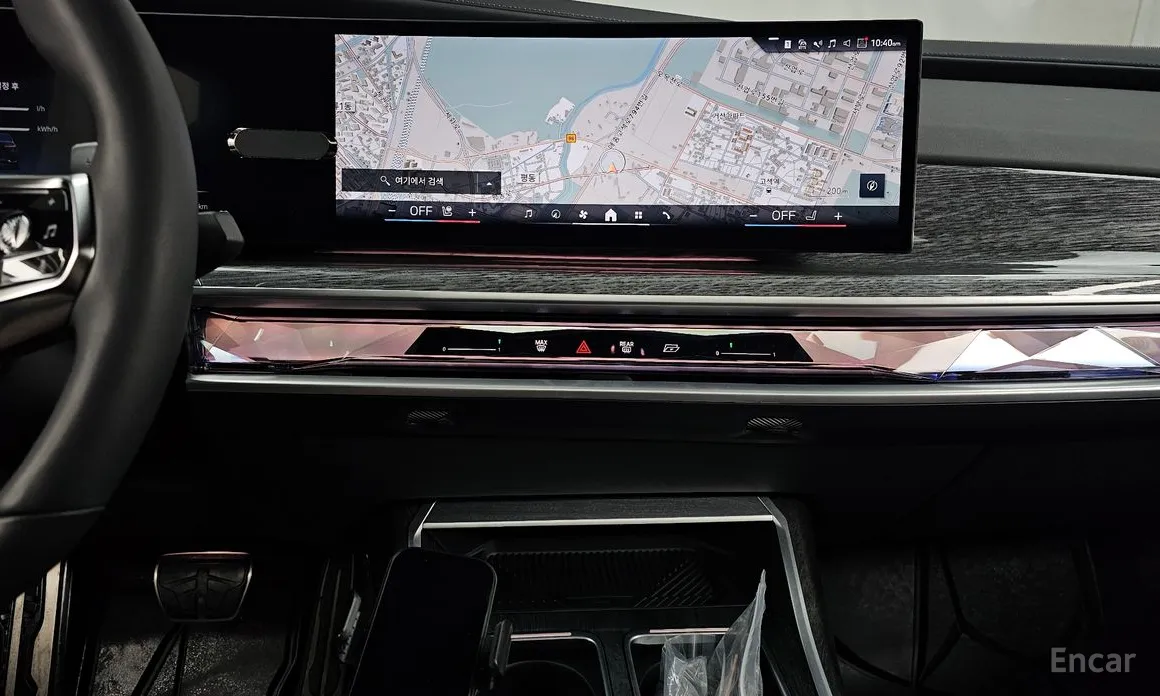 Фото 14 - BMW 7 Series