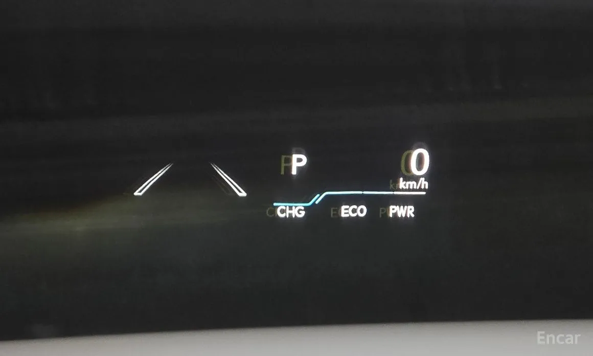 Фото 14 - Lexus ES