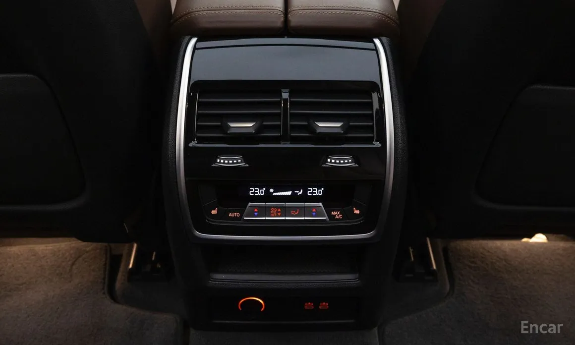 Фото 18 - BMW X5