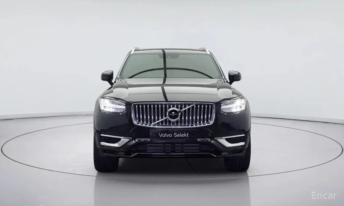 Фото 2 - Volvo XC90