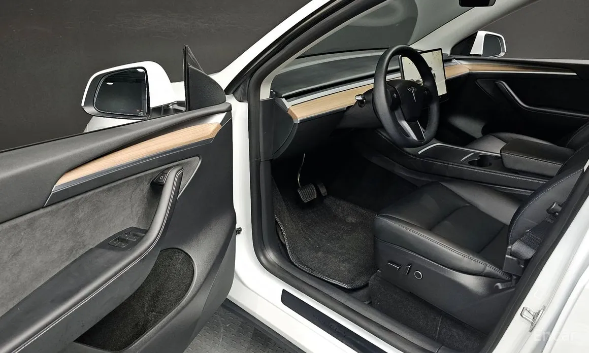 Фото 11 - Tesla Model Y