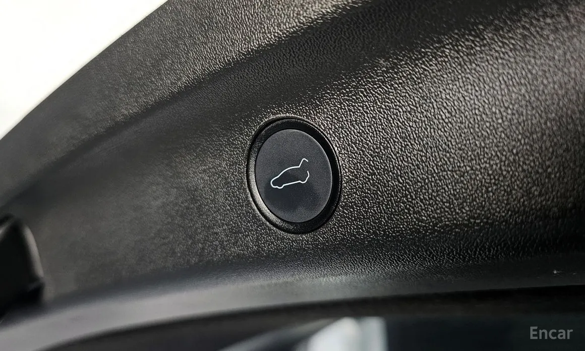 Фото 18 - Tesla Model Y