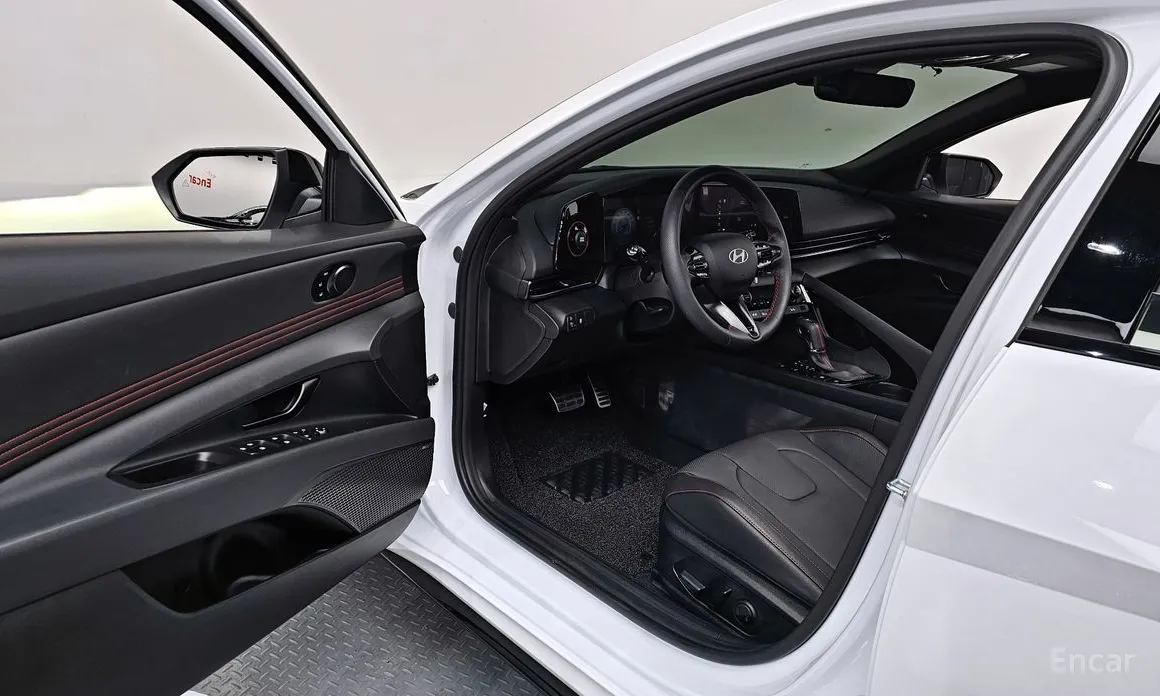 Фото 10 - Hyundai Avante