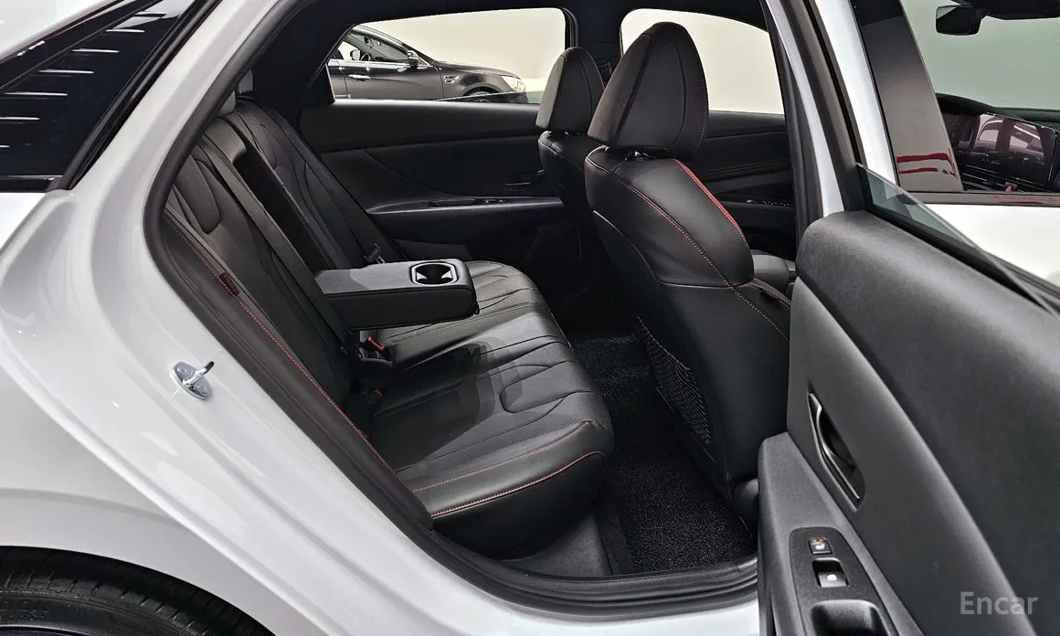 Фото 12 - Hyundai Avante