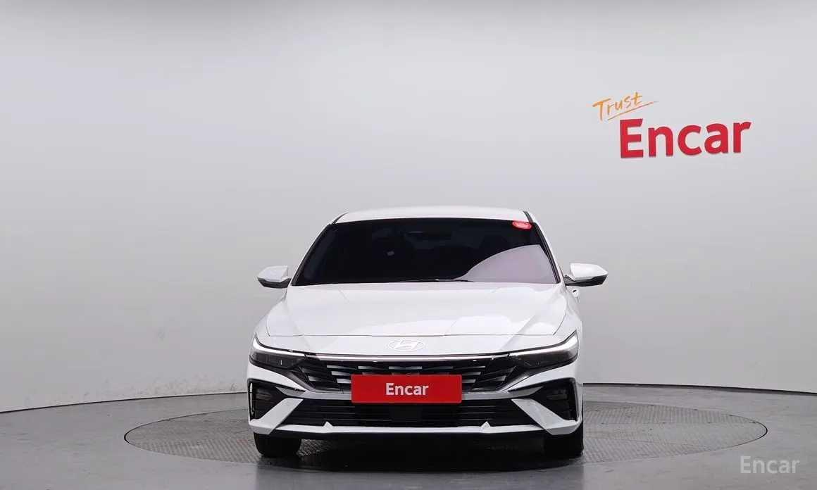 Фото 3 - Hyundai Avante