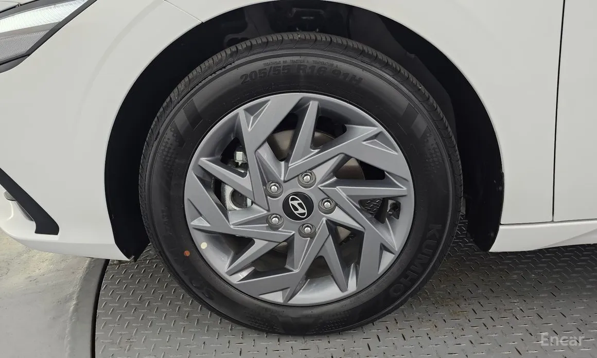 Фото 5 - Hyundai Avante