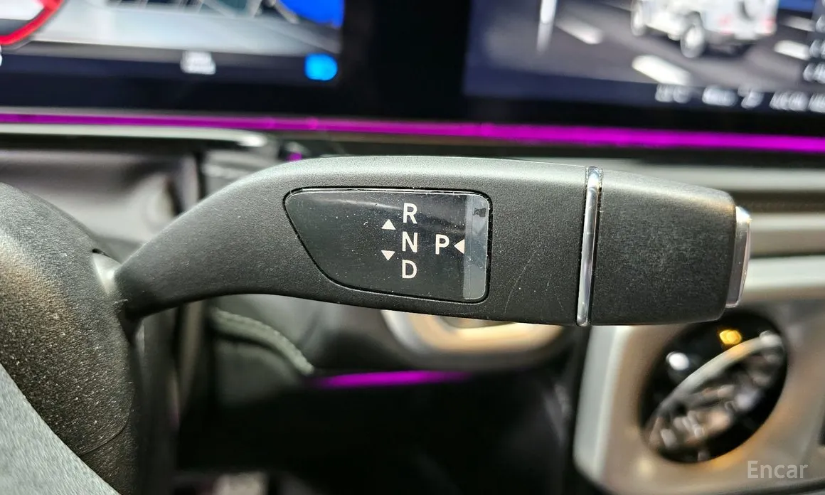 Фото 9 - Mercedes-Benz G-Class