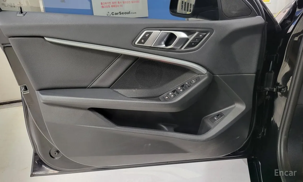 Photo 11 - BMW 1 Series